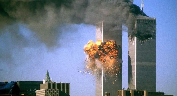 A 25 años del 11 de septiembre de 2001: el fin de la historia pospuesto y la crisis de la democracia ante la emergencia del terrorismo global.