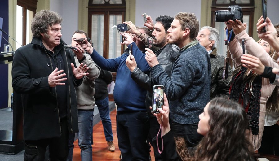Tenemos políticos de TikTok para problemas que necesitan veinte años