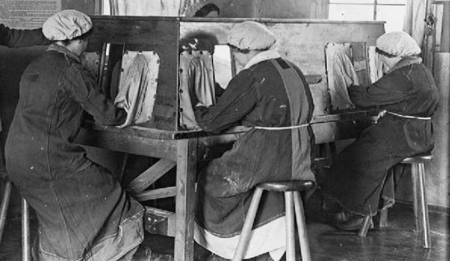 El costo invisible del trabajo de pie.